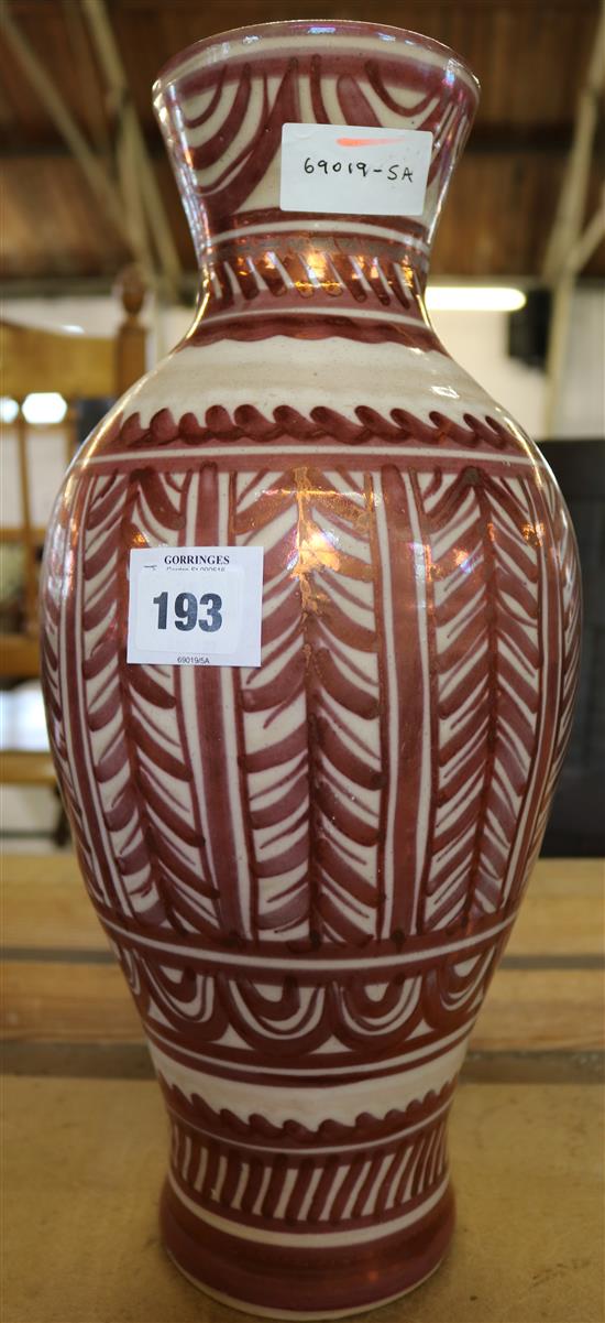 Ruby lustre vase(-)